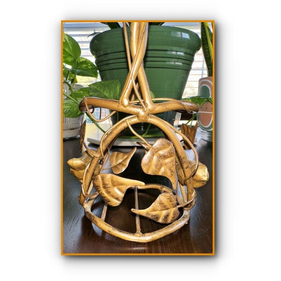 Decorative Brass Plant Stand Leaves & Birds Basket Shaped - Picture 4 of 5